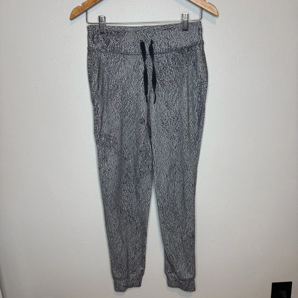 Lululemon Ready To Rulu Pant Running Luon Spray Jacquard White Black